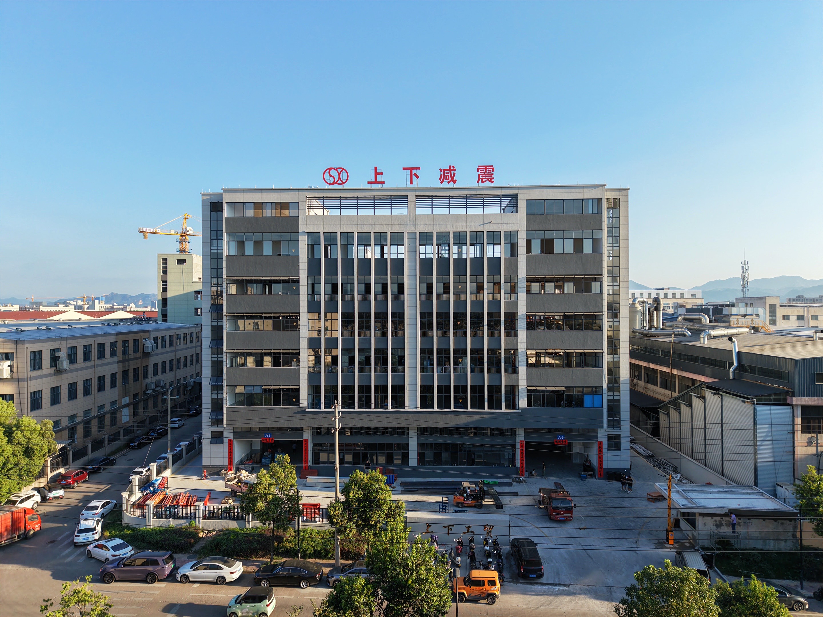 Сделают ли китайские бренды еще один шаг в рамках безвизовой политики? Наша компания привезет основные продукты на Мотовесну 2026, чтобы захватить рынок Восточной Европы